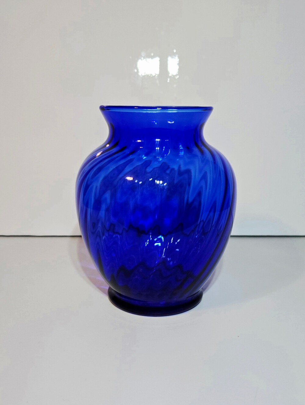 Indiana Glass 'Illusions' Cobalt Blue Vase 6.5" Vintage MCM Home Decor
